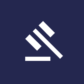 White gavel icon on dark blue background.